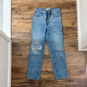 Madewell Women’s Perfect Vintage Straight Leg Light Blue Jeans Ripped Knee 24